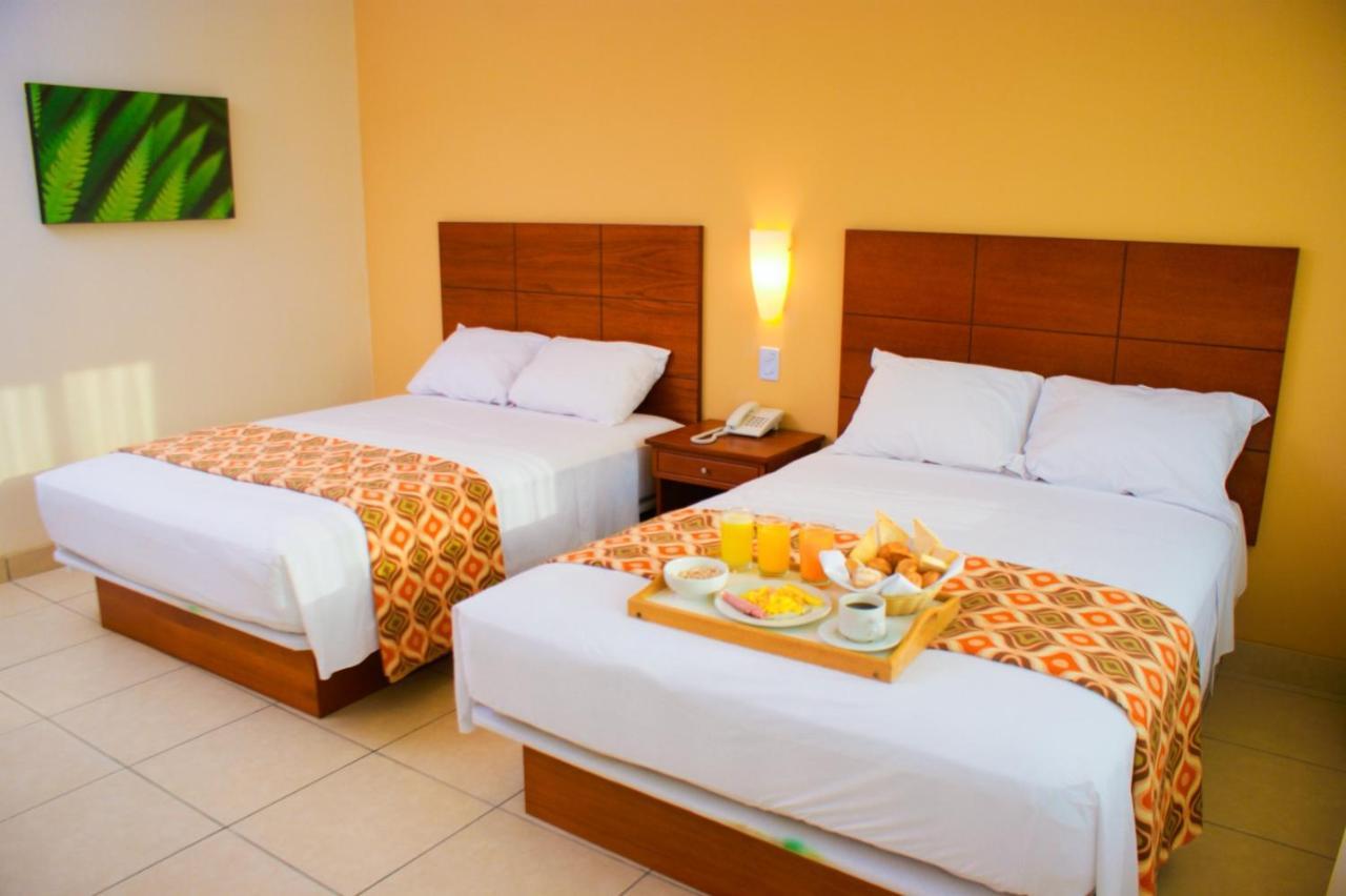 Wyndham Costa Del Sol Pucallpa Buitenkant foto