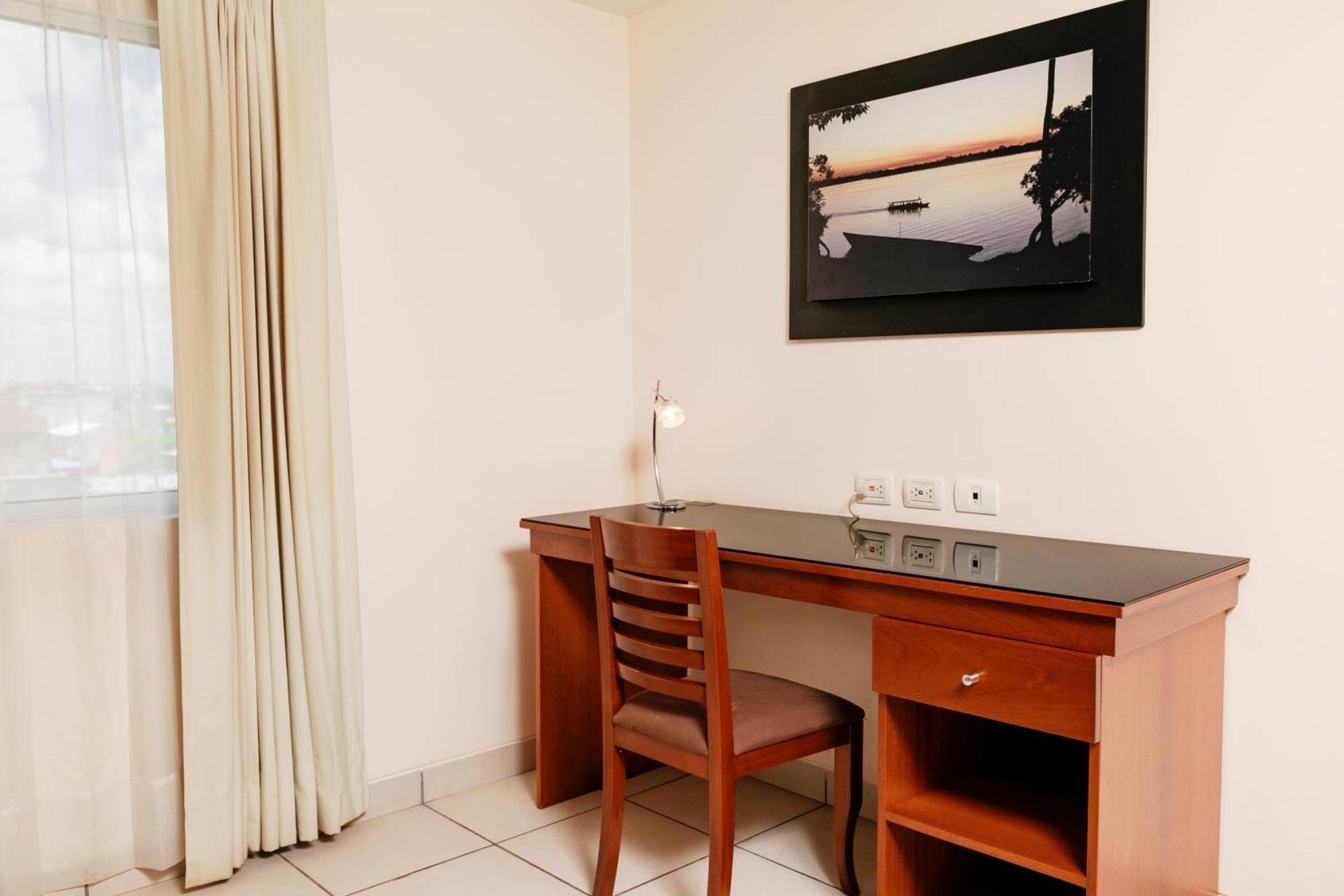 Wyndham Costa Del Sol Pucallpa Buitenkant foto