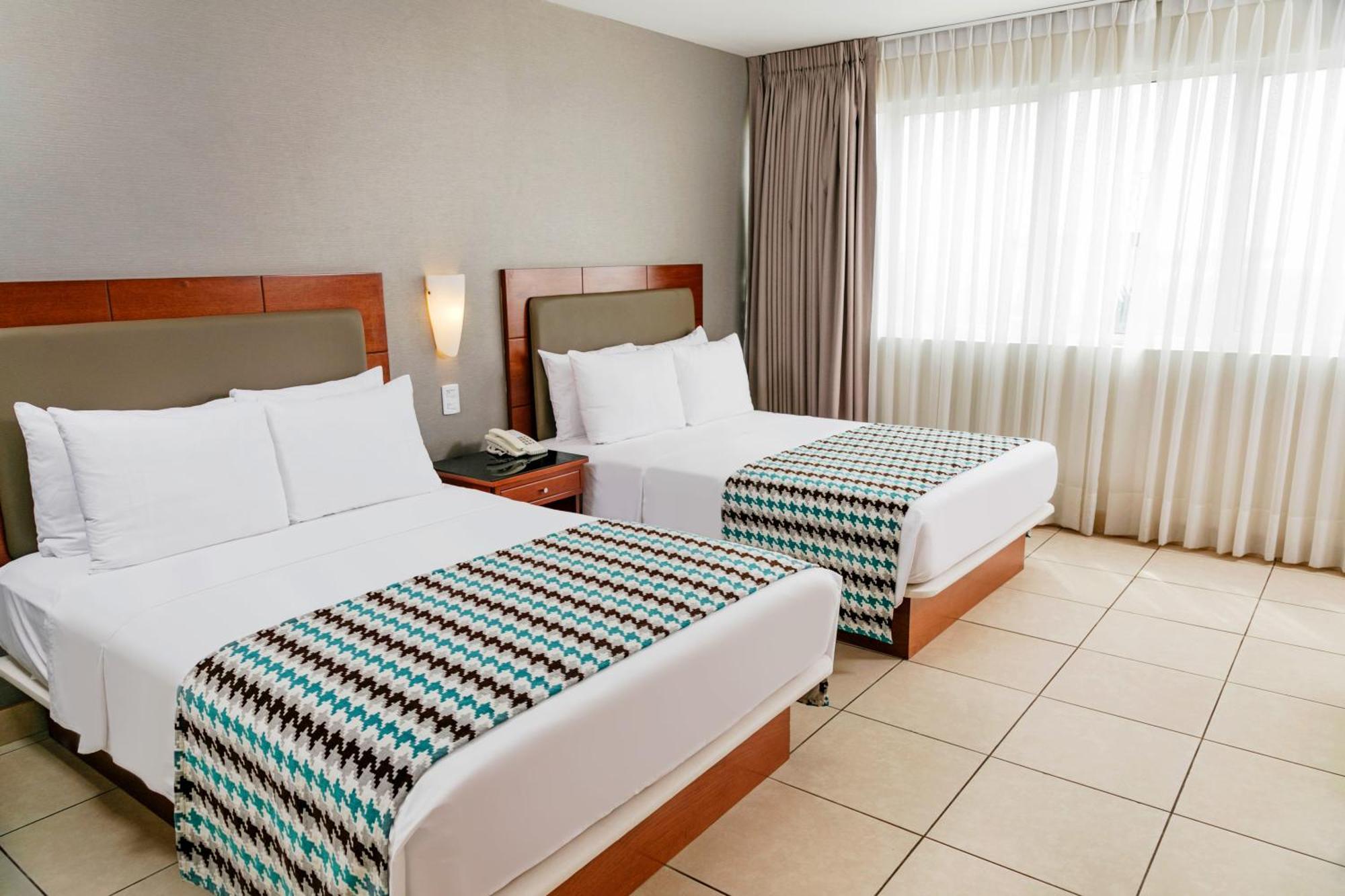 Wyndham Costa Del Sol Pucallpa Buitenkant foto