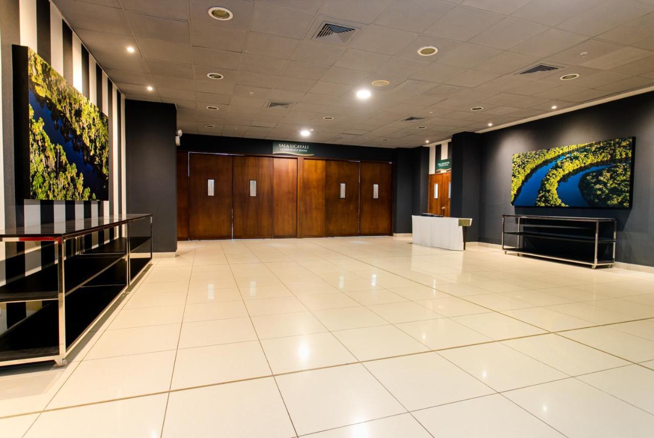 Wyndham Costa Del Sol Pucallpa Buitenkant foto The foyer of the Great Hall